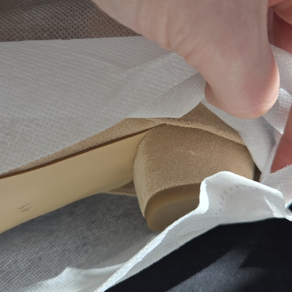 Edyisa Lavista Beige Slouchy Suede Knee High Heeled Boots - Picture 6 of 7